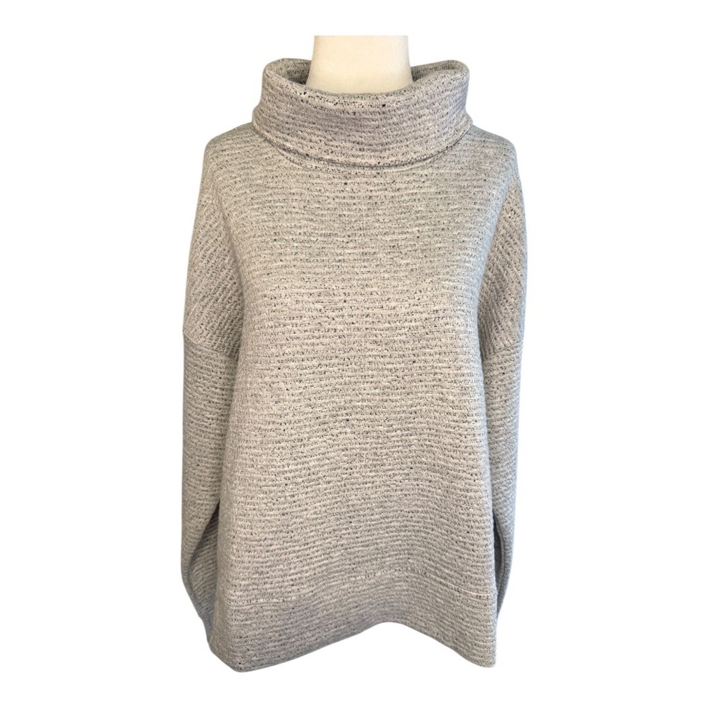 Calla Women's Size Large Gray‎ Textured Funnel Neck Sweater